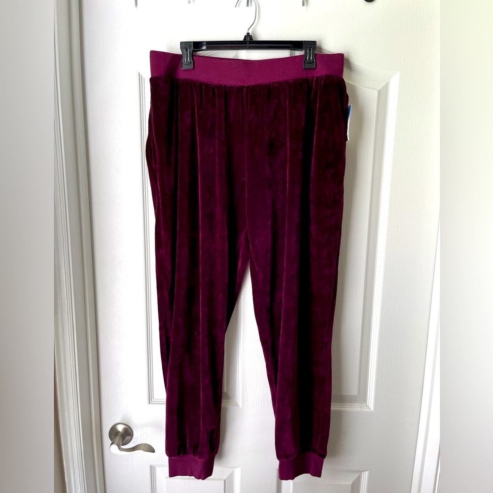 Abound burgundy, track suit pants